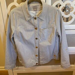 Very cute jacket. Pinstriped navy and white.